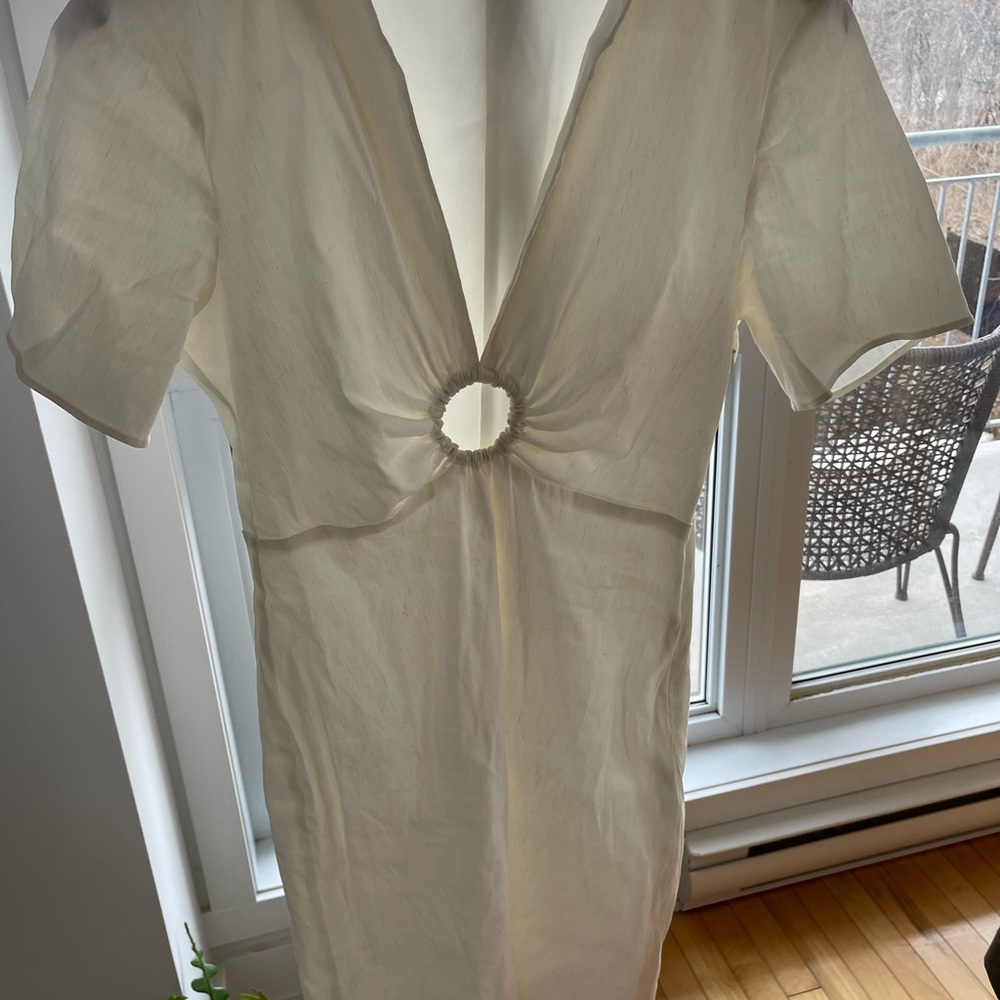 SHORT DRESS WITH METAL RING DETAIL - Picture 10 of 11